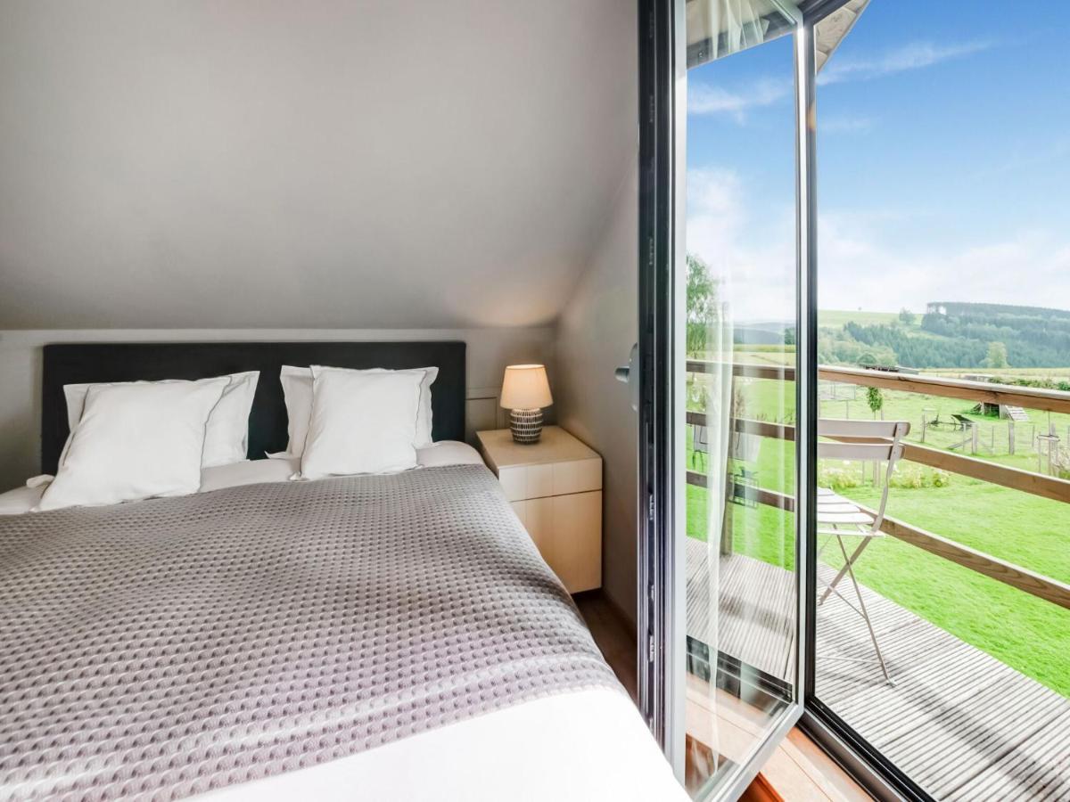 Tranquil Holiday Home In Mont With Bubble Bath エクステリア 写真