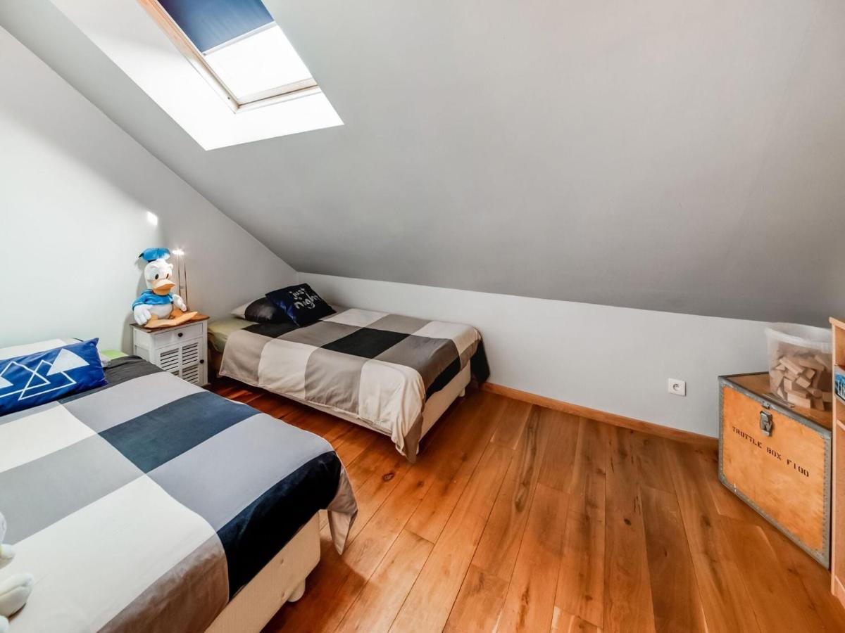 Tranquil Holiday Home In Mont With Bubble Bath エクステリア 写真