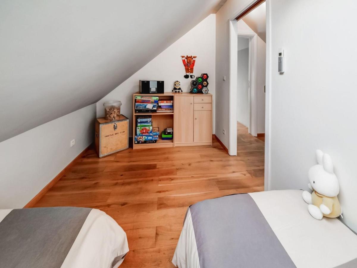 Tranquil Holiday Home In Mont With Bubble Bath エクステリア 写真