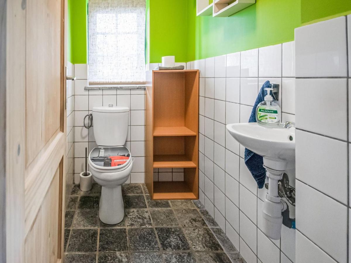 Tranquil Holiday Home In Mont With Bubble Bath エクステリア 写真
